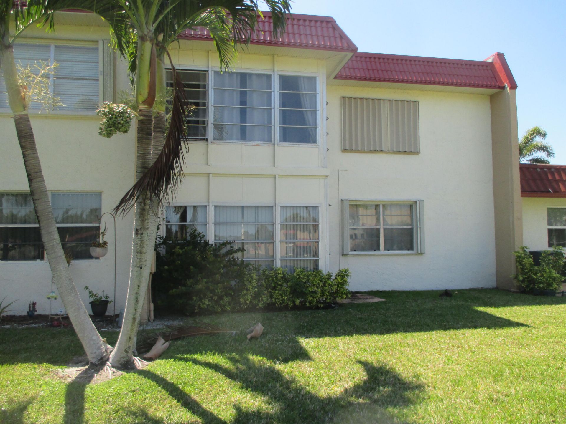 106 Lake Dora Drive, West Palm Beach, FL 33411 Photo