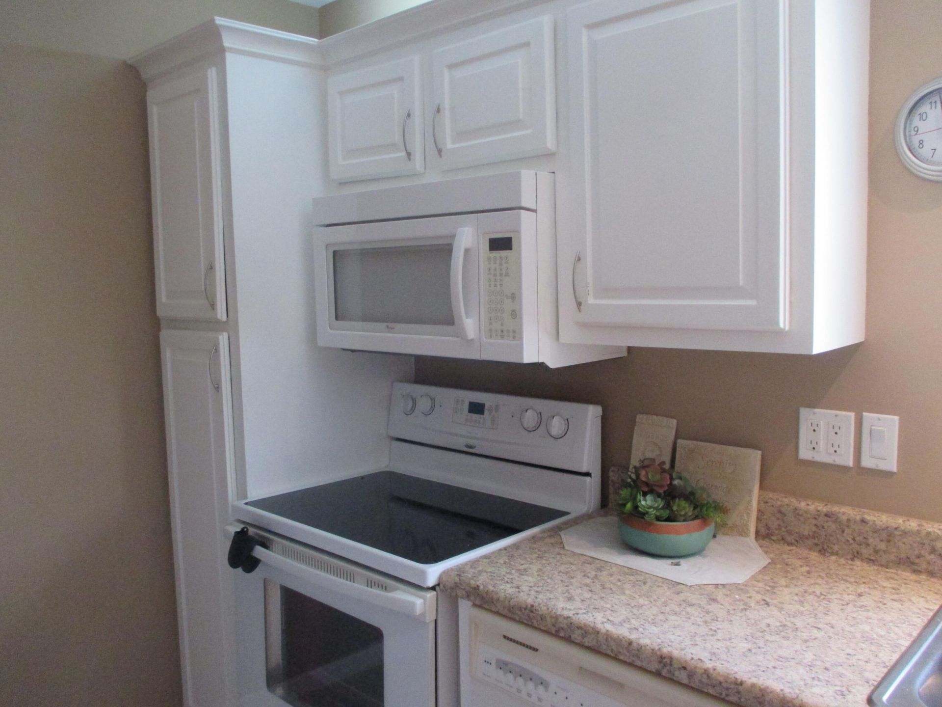 106 Lake Dora Drive, West Palm Beach, FL 33411 Photo