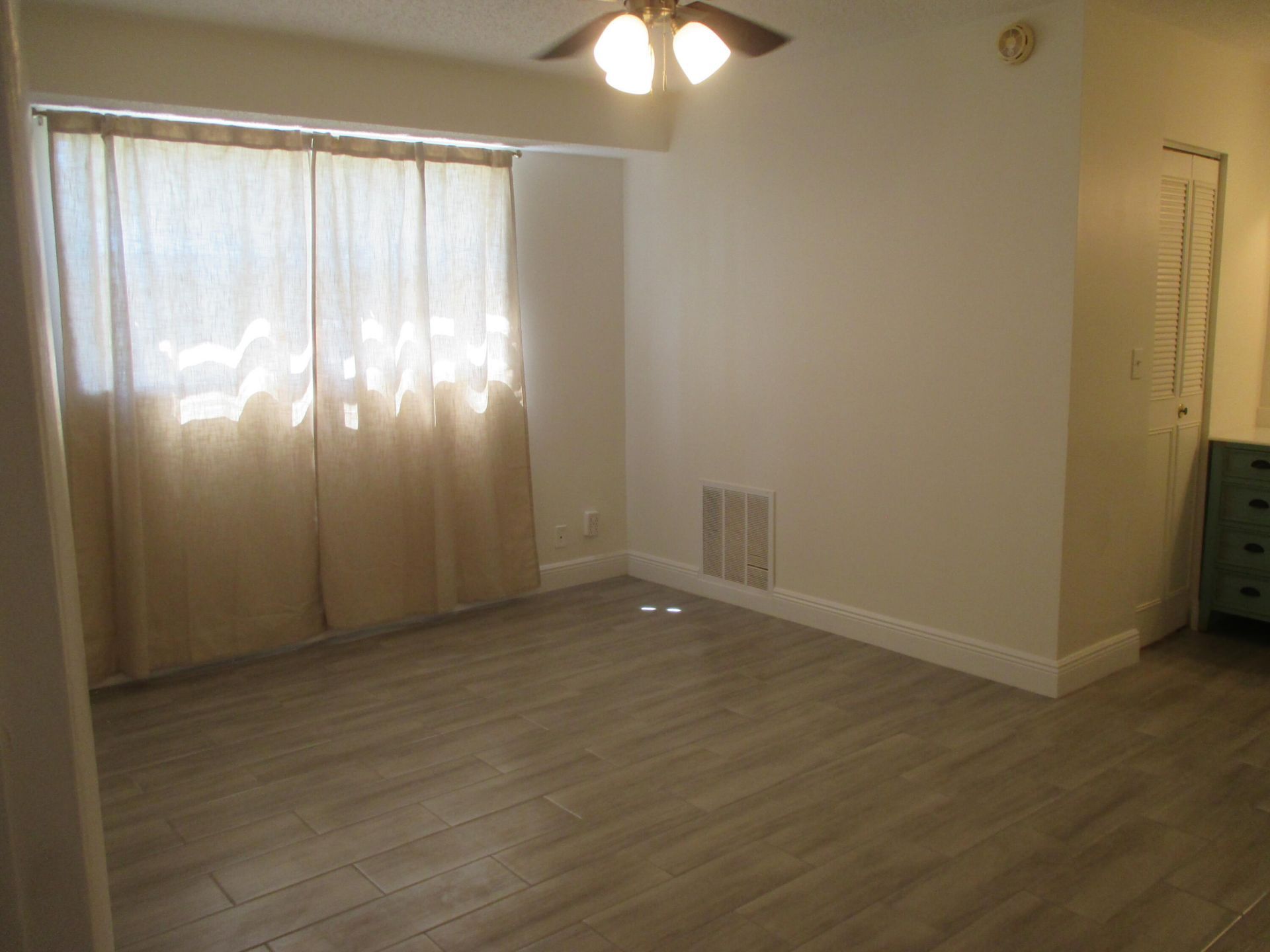 106 Lake Dora Drive, West Palm Beach, FL 33411 Photo