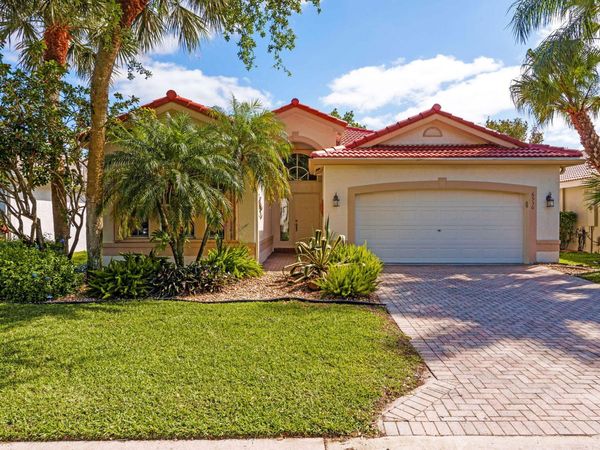 6530 Hawaiian Avenue, Boynton Beach, FL 33437