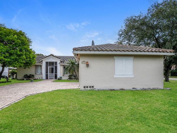 5491 NW 40th Terrace, Coconut Creek, FL 33073