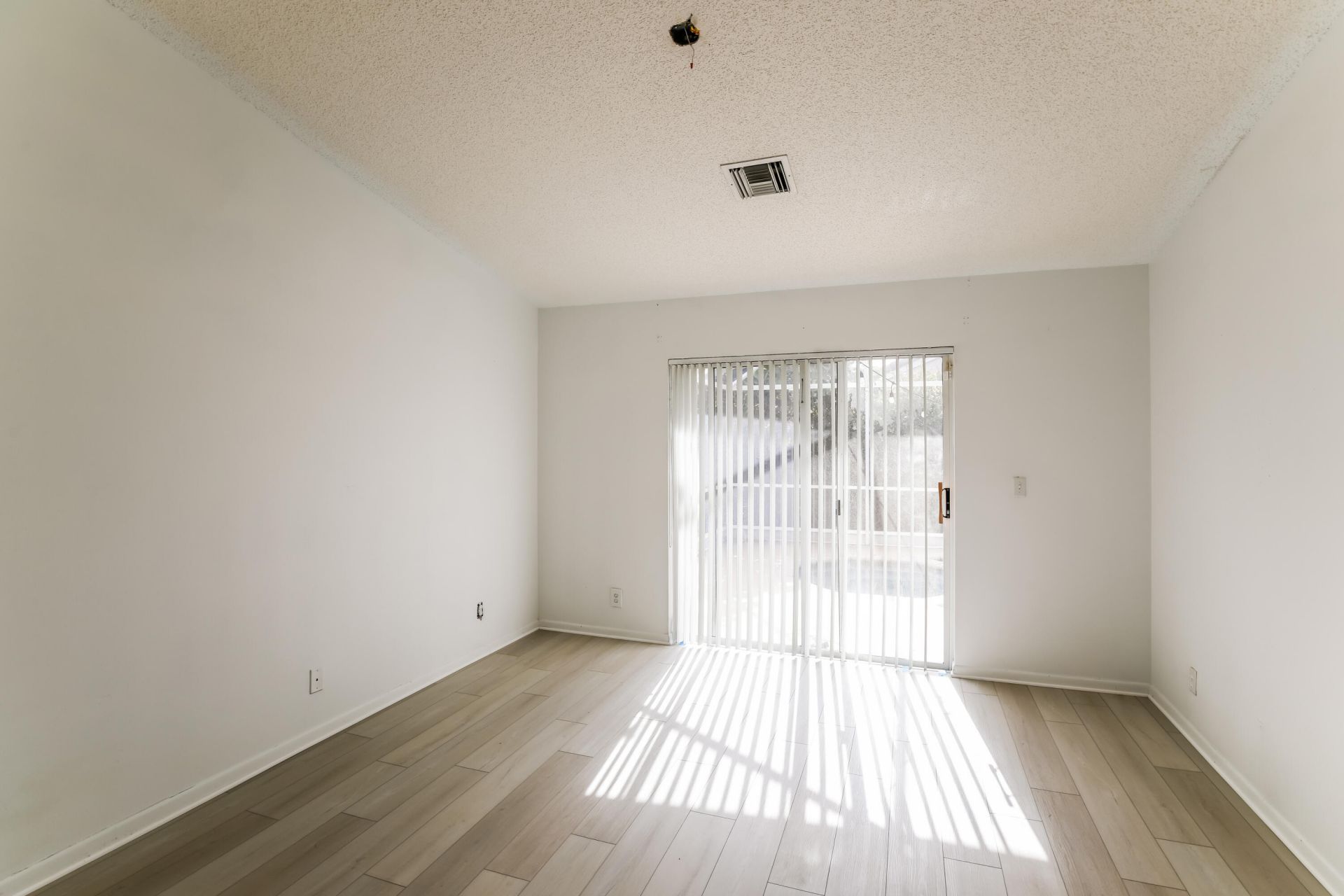 5491 NW 40th Terrace, Coconut Creek, FL 33073 Photo