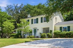 260 Confederate Circle photo 4