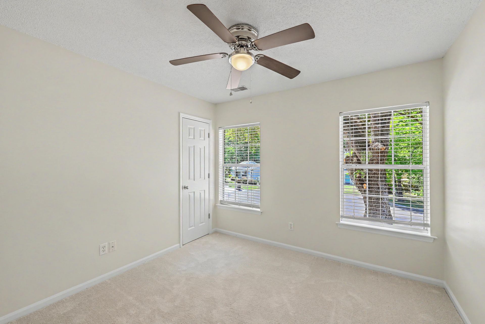 2466 Calamari Court Photo 25