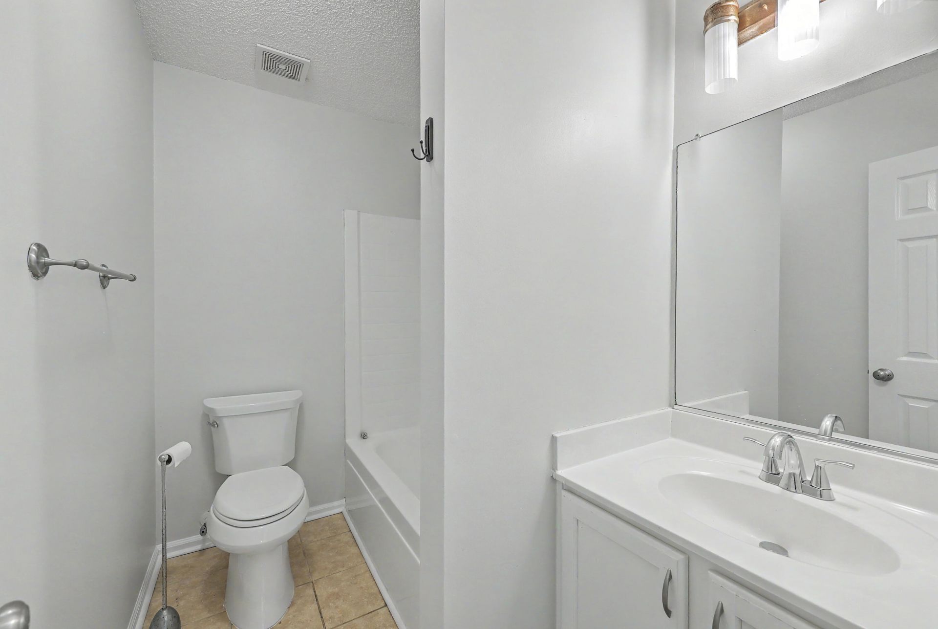 2466 Calamari Court Photo 27