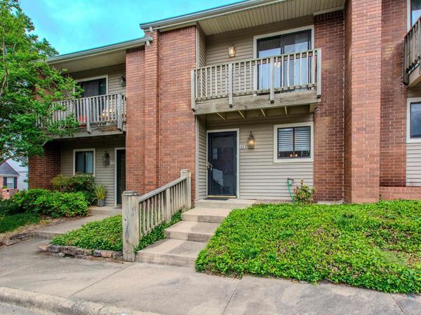 2824 Foxcroft #63 Road, Little Rock, AR 72227