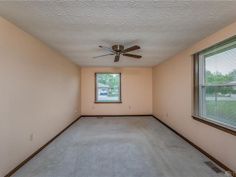 7200 Haer Drive, Dayton, OH 45414 Photo 18