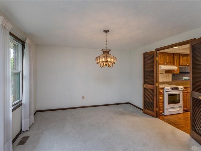 7200 Haer Drive, Dayton, OH 45414 Photo 9