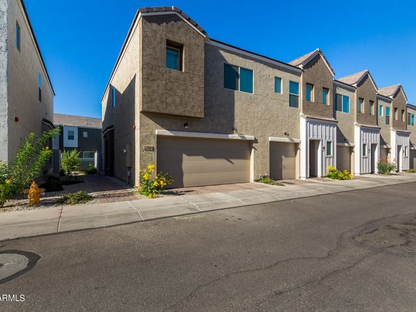 2268 W LAURIE Lane, Phoenix, AZ 85021