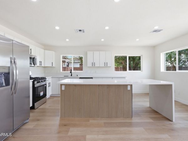 4416 N 22Nd Drive, Phoenix, AZ 85015