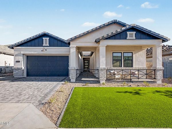 2649 E VIRGINIA Street, Mesa, AZ 85213