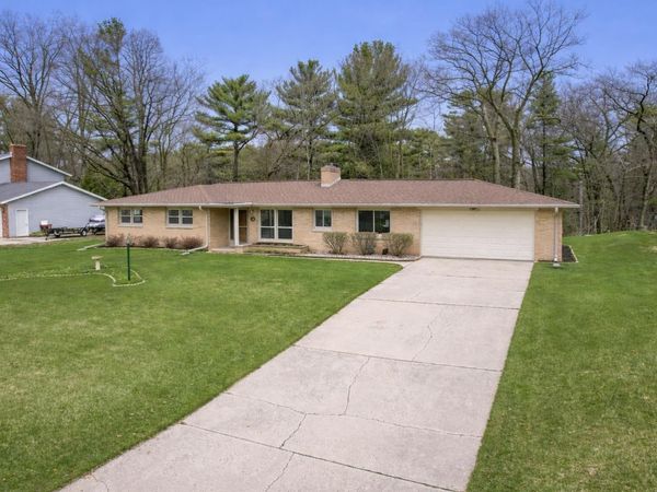 716 MT MARY DRIVE, Green Bay, WI 54311