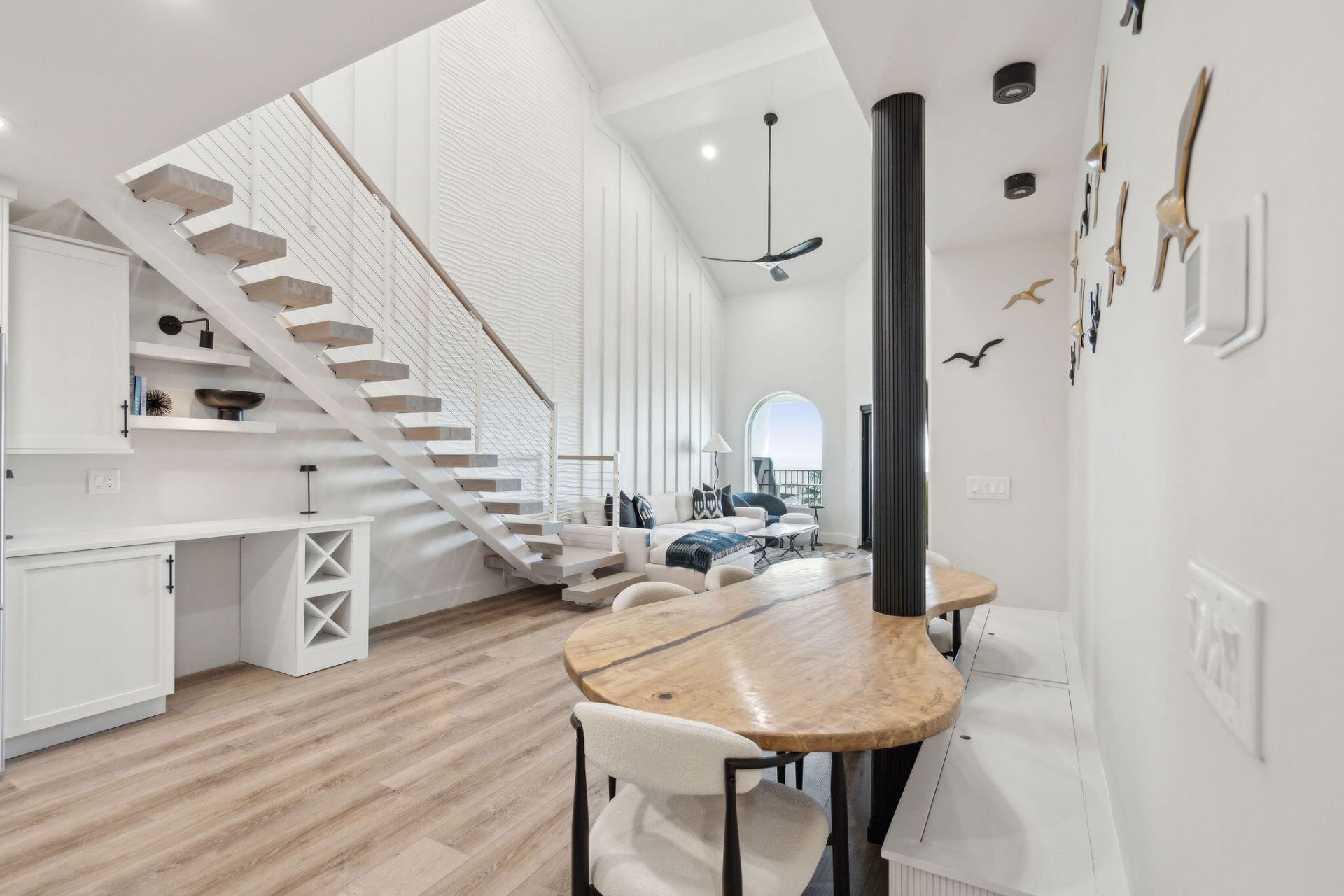 9002 Palmetto Boulevard Photo 12