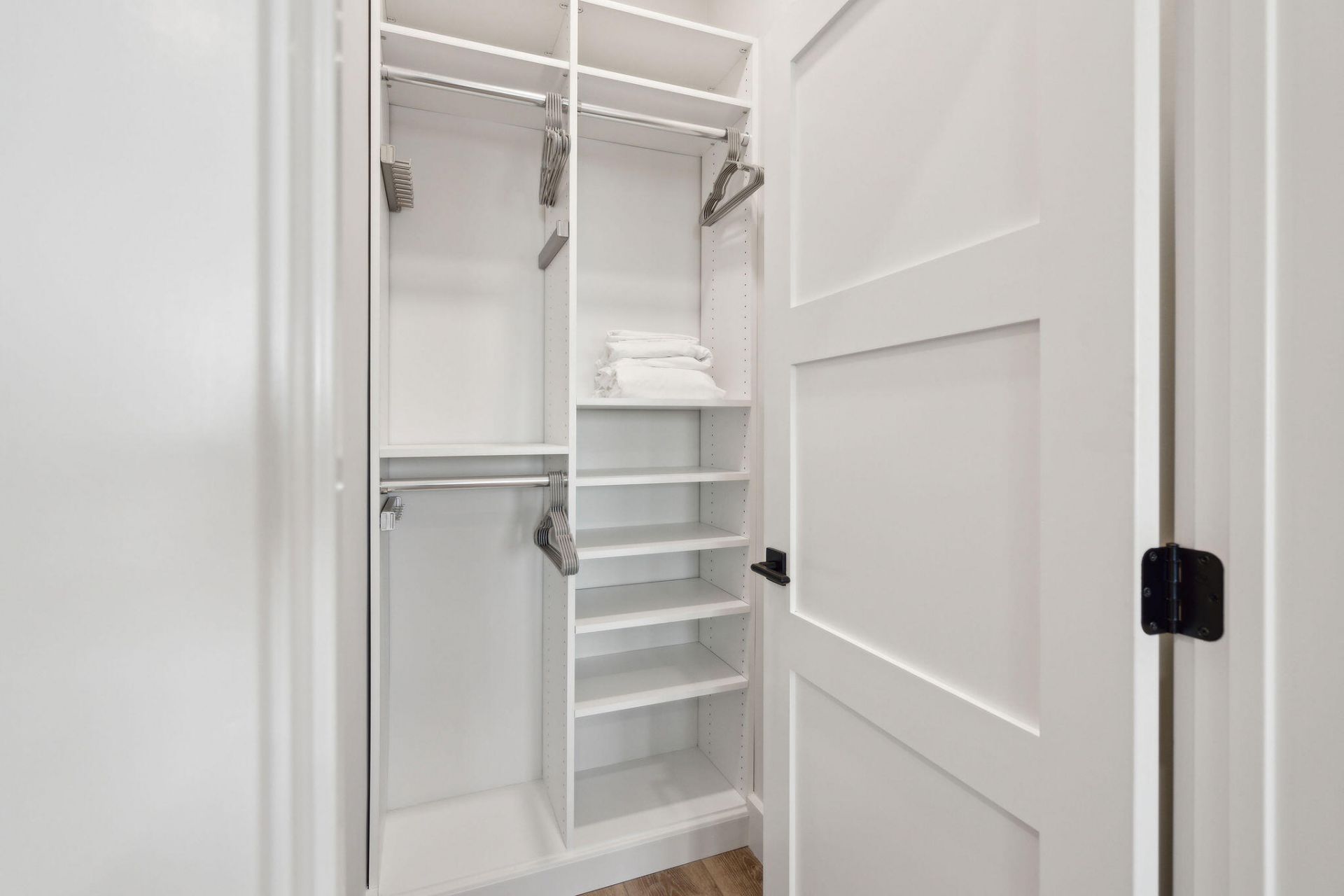 9002 Palmetto Boulevard Photo 17