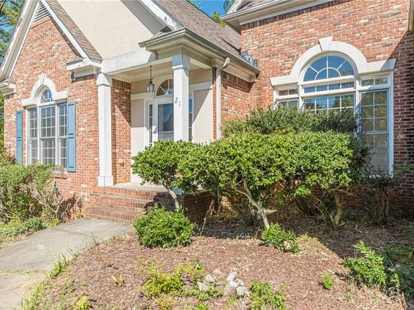 21 Vaux Way , Newnan, GA 30263