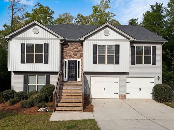 1948 Paynes Point , Winder, GA 30680