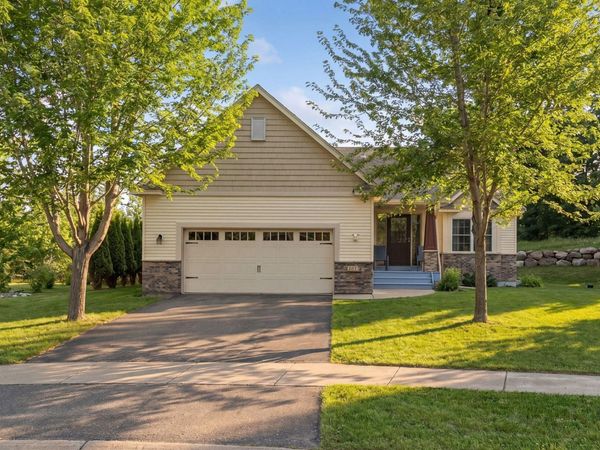 4843 Hamlet Avenue N, Oakdale, MN 55128