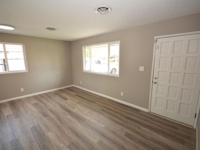 1283 Carolwood Avenue , Columbus, OH 43227 Photo 11