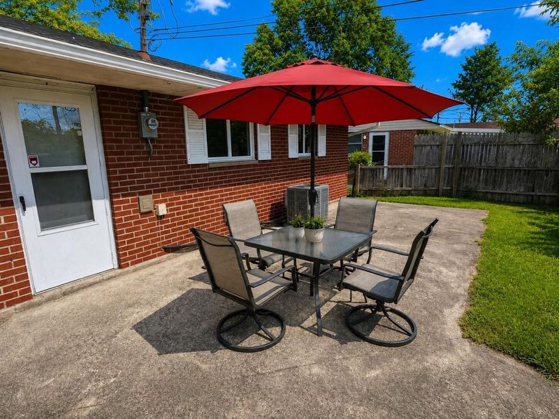 1283 Carolwood Avenue, Columbus, OH 43227 Photo 4