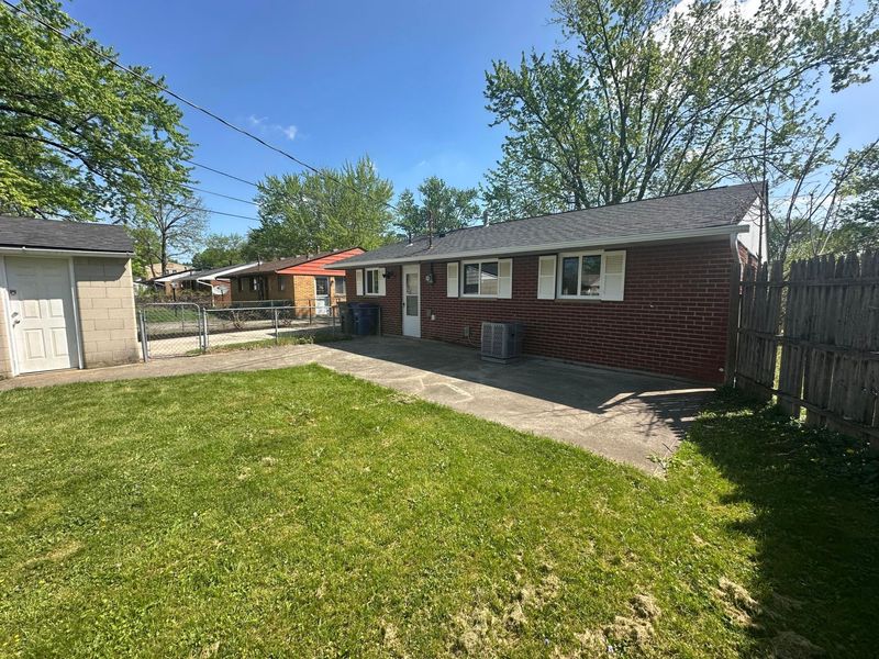 1283 Carolwood Avenue , Columbus, OH 43227 Photo 5