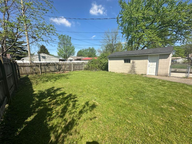 1283 Carolwood Avenue , Columbus, OH 43227 Photo 6