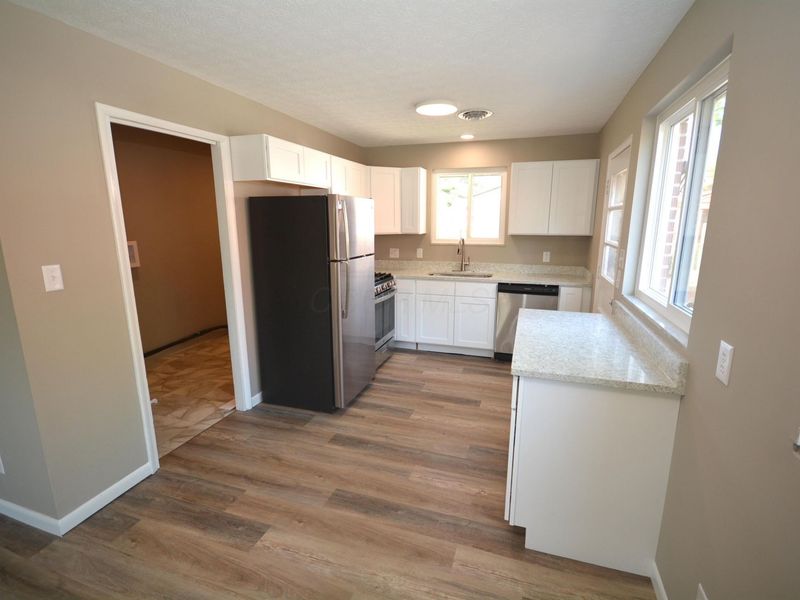 1283 Carolwood Avenue , Columbus, OH 43227 Photo 8