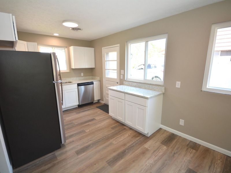 1283 Carolwood Avenue , Columbus, OH 43227 Photo 9