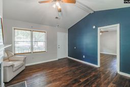 18 Dutch Circle  photo 4