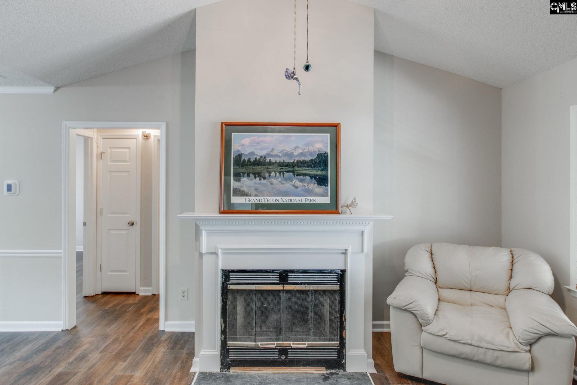 18 Dutch Circle  Photo 6