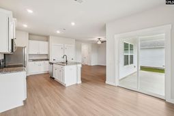 2105 Duck Lettuce Court  photo 4