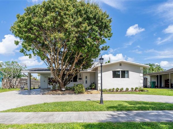 5040 SW 94th Ter, Cooper City, FL 33328