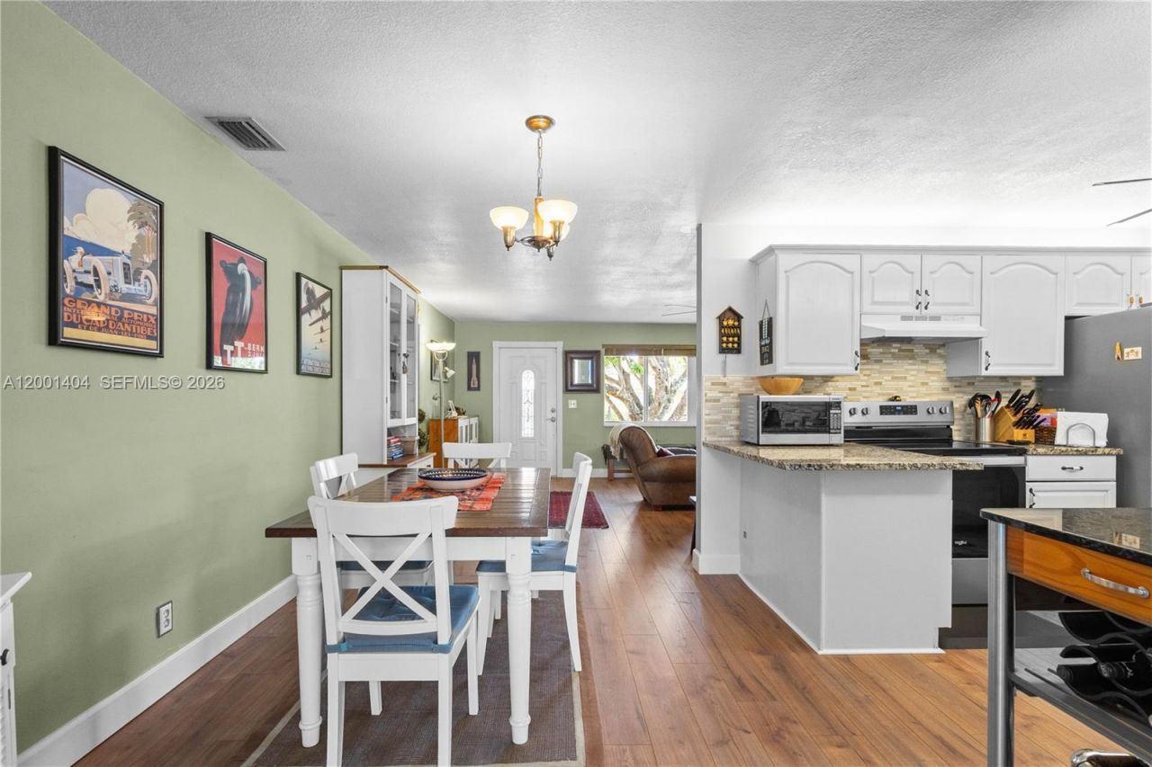 5040 SW 94th Ter, Cooper City, FL 33328 Photo