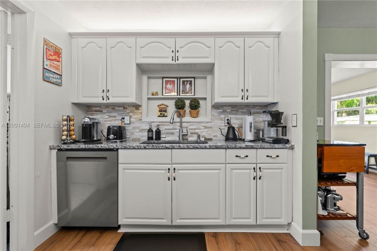 5040 SW 94th Ter, Cooper City, FL 33328 Photo