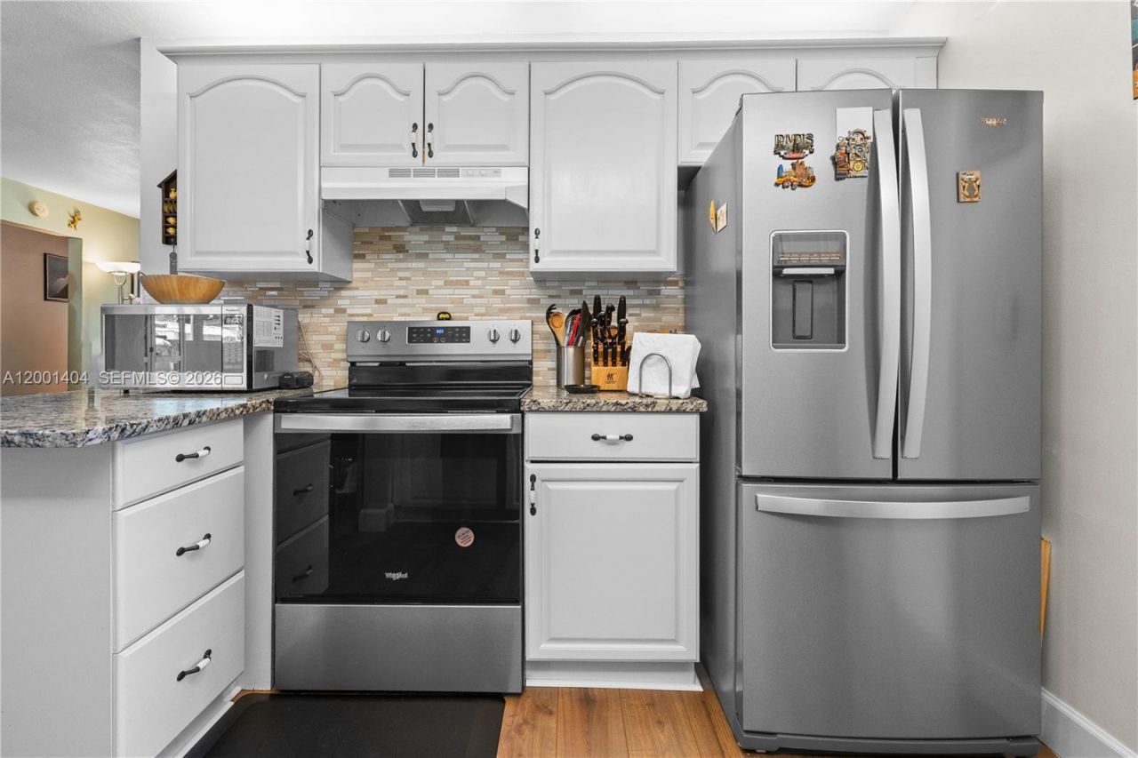 5040 SW 94th Ter, Cooper City, FL 33328 Photo