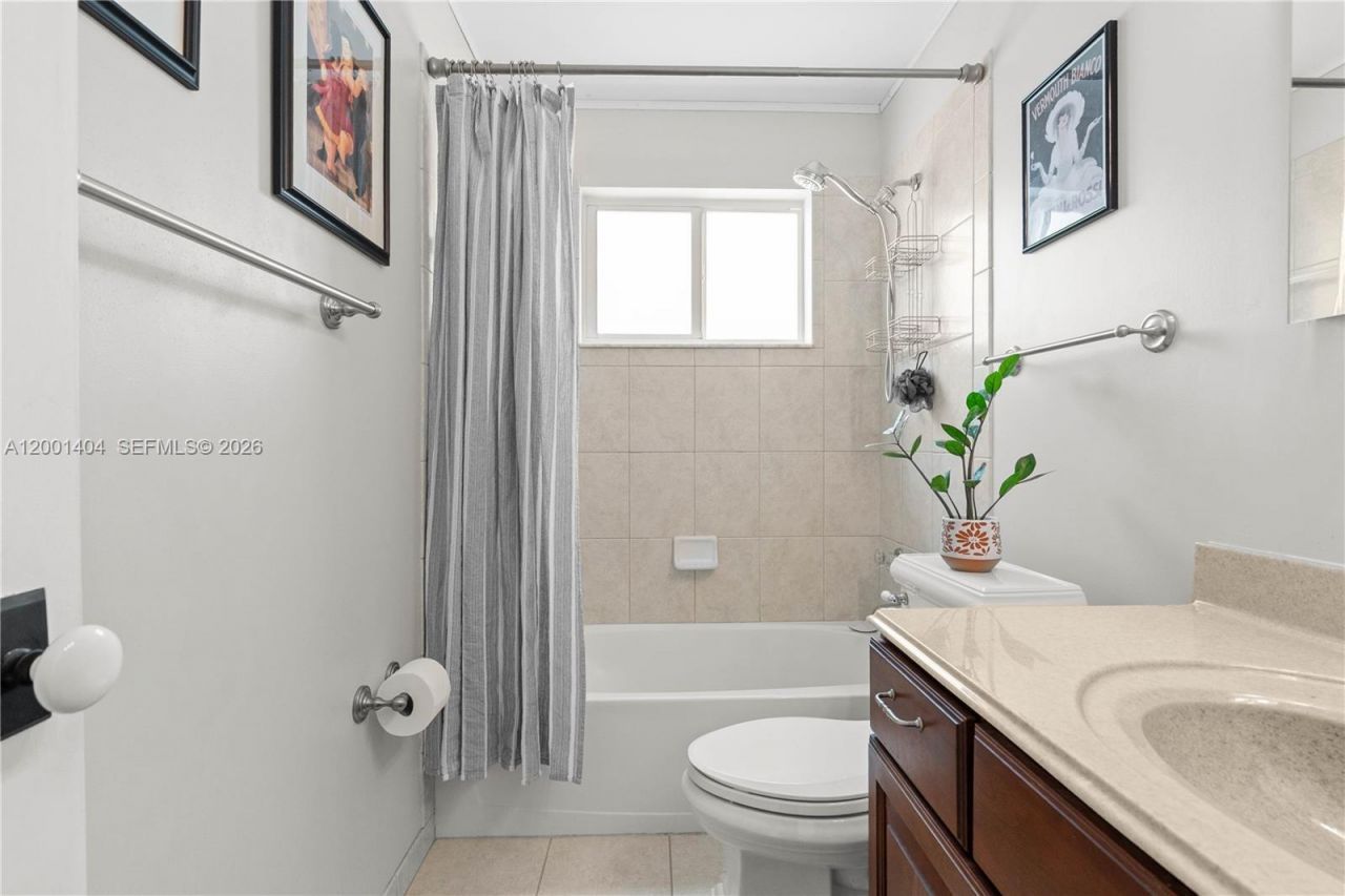 5040 SW 94th Ter, Cooper City, FL 33328 Photo