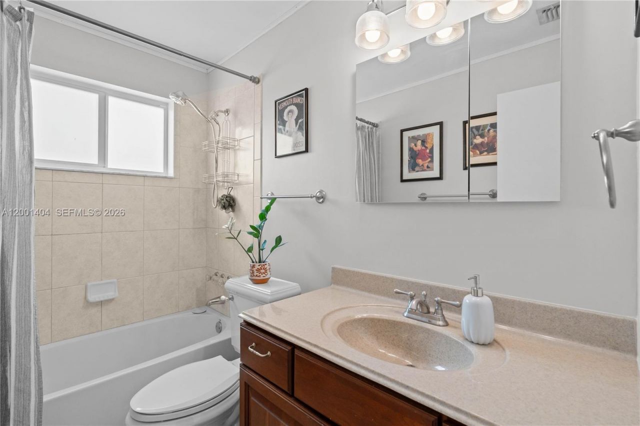 5040 SW 94th Ter, Cooper City, FL 33328 Photo