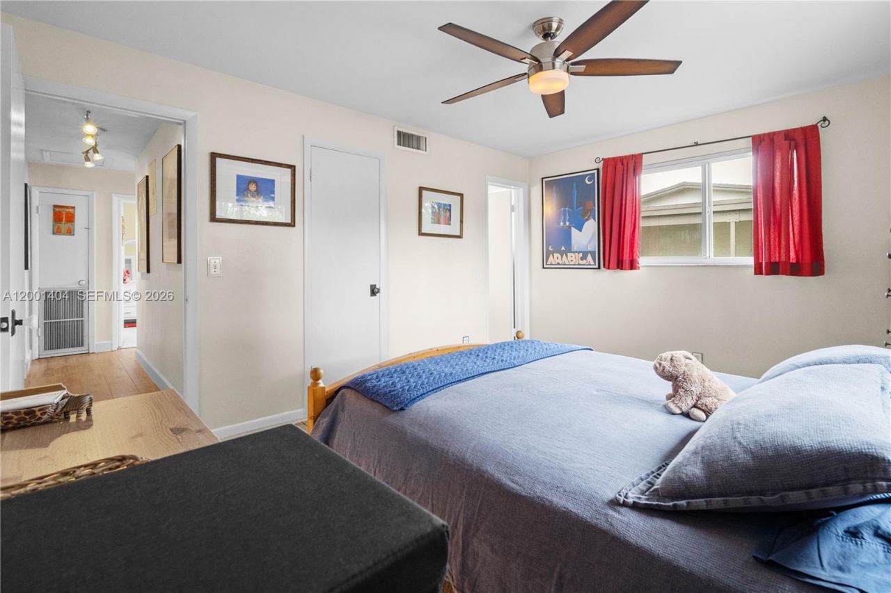 5040 SW 94th Ter, Cooper City, FL 33328 Photo