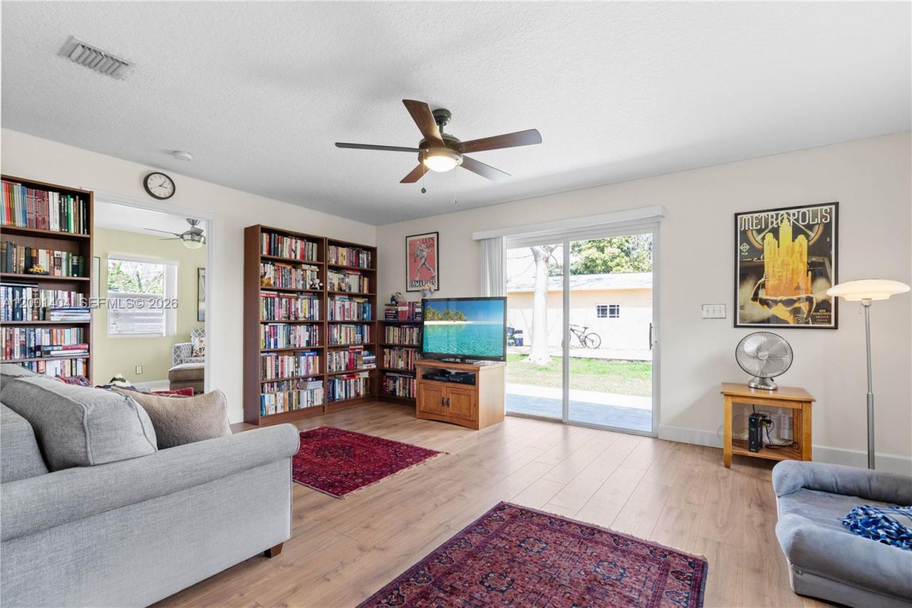 5040 SW 94th Ter, Cooper City, FL 33328 Photo