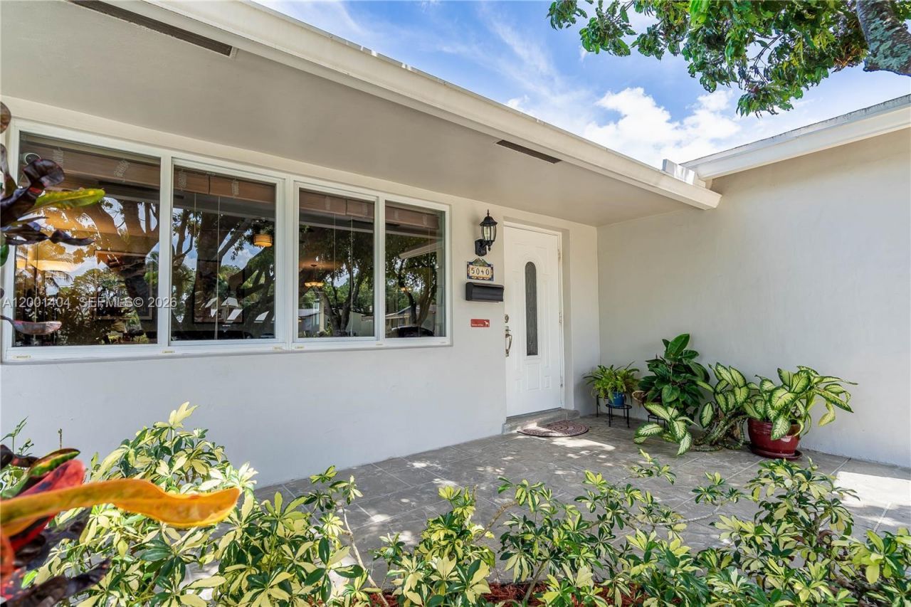 5040 SW 94th Ter, Cooper City, FL 33328 Photo