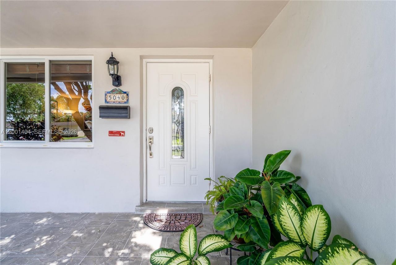 5040 SW 94th Ter, Cooper City, FL 33328 Photo