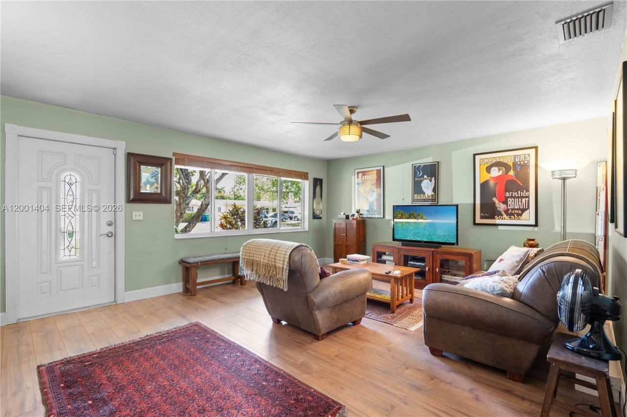 5040 SW 94th Ter, Cooper City, FL 33328 Photo