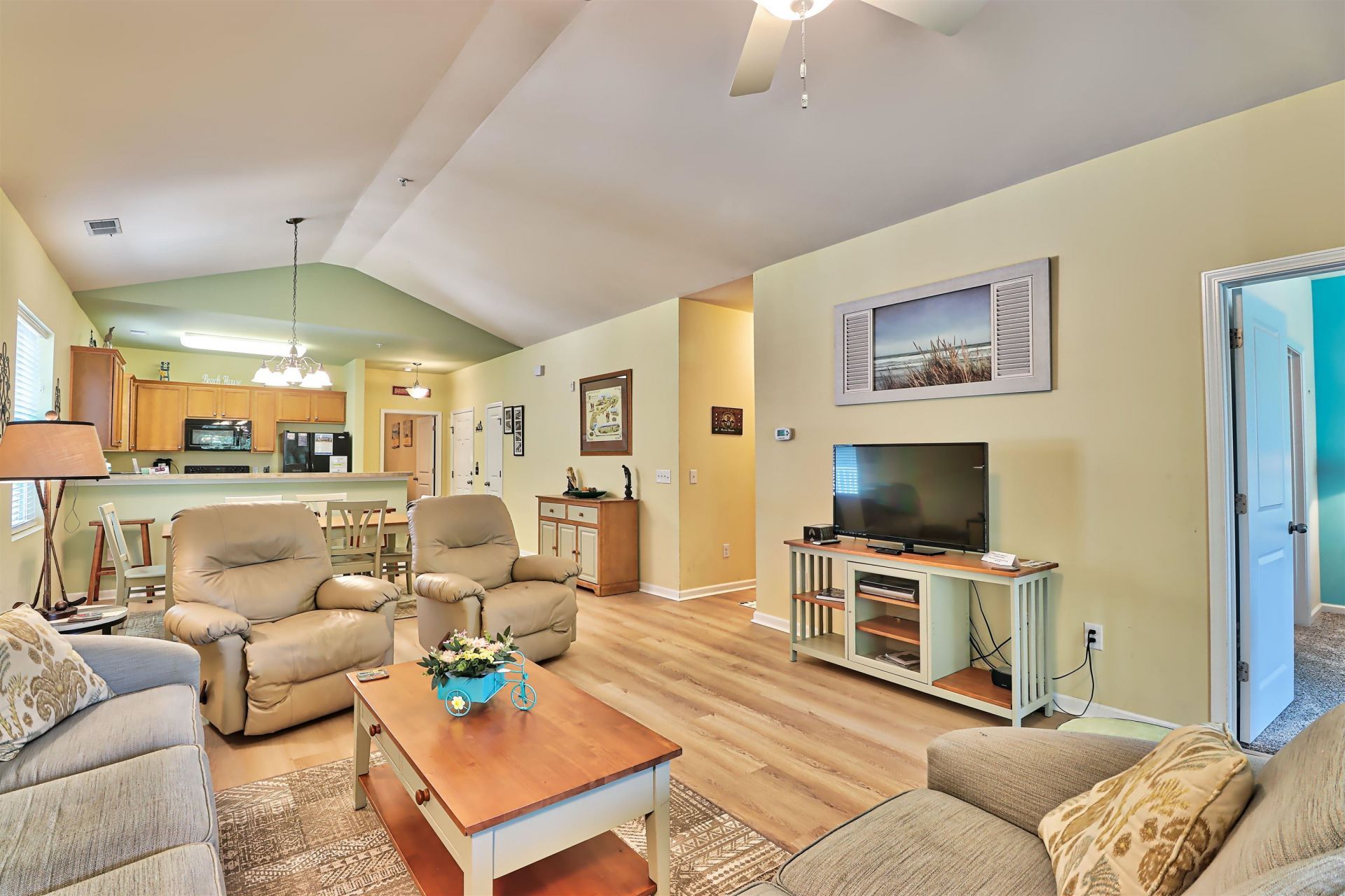 6253 Catalina Dr.  Photo 12