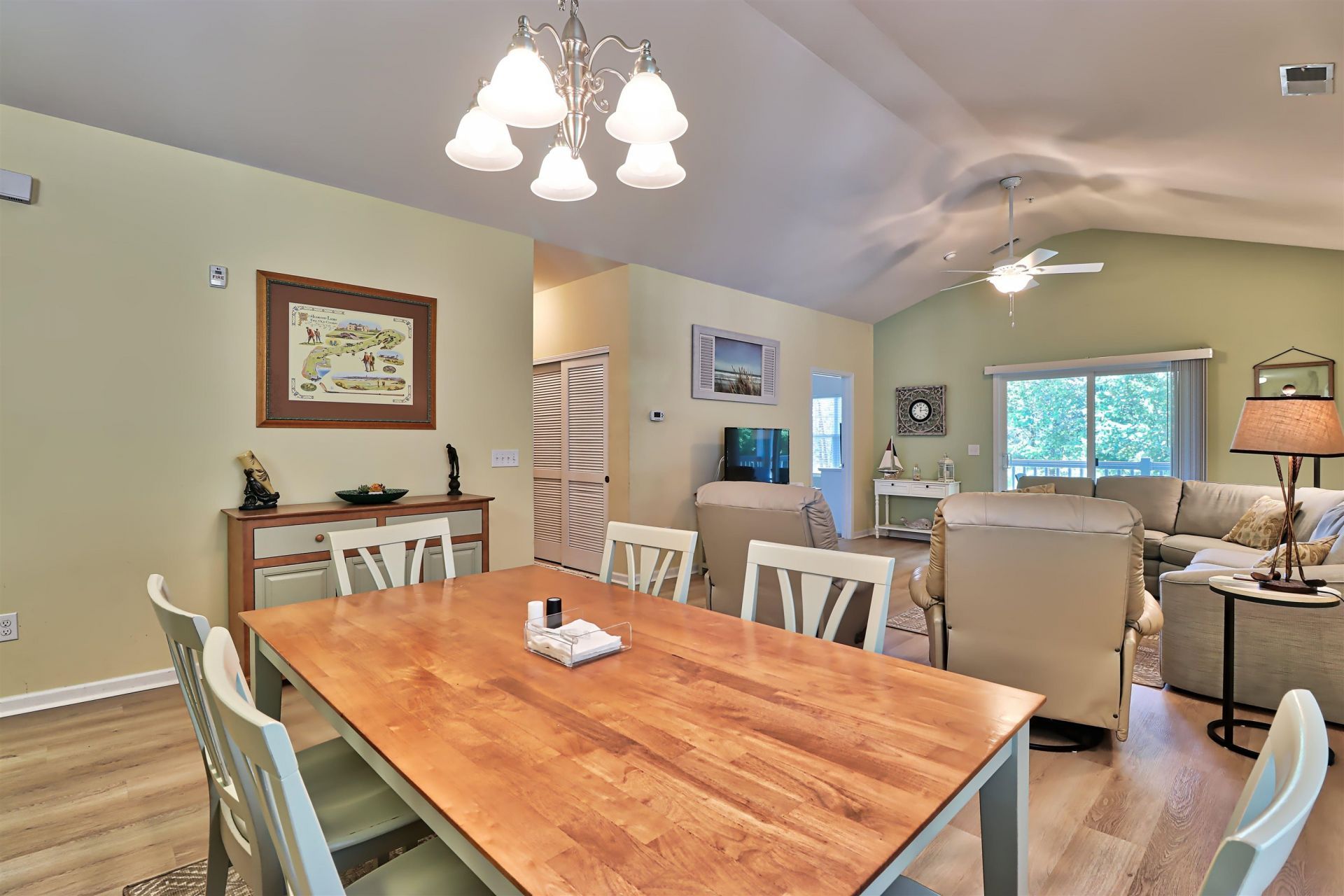 6253 Catalina Dr.  Photo 7