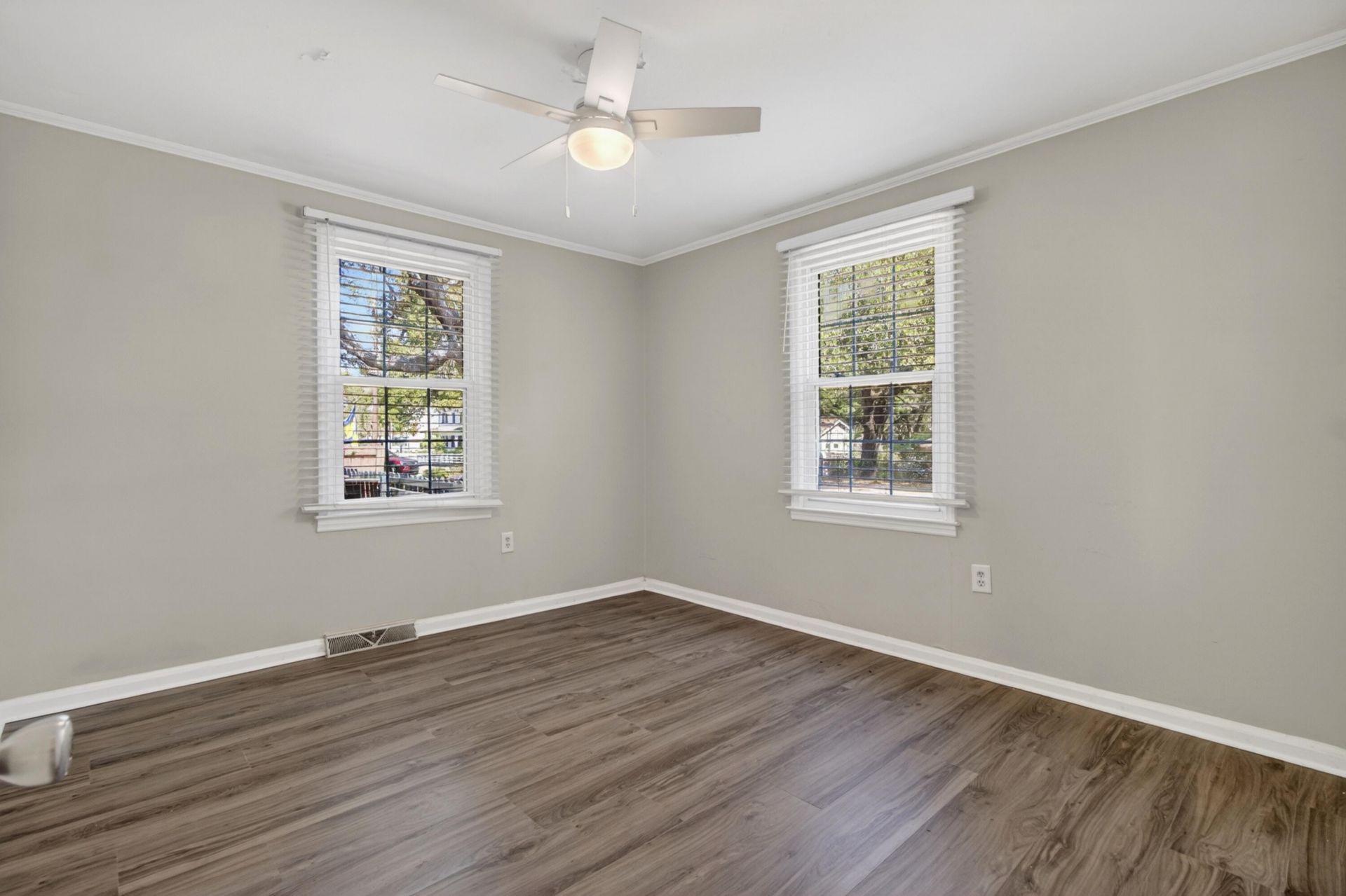 736 Mccants Drive Photo 14