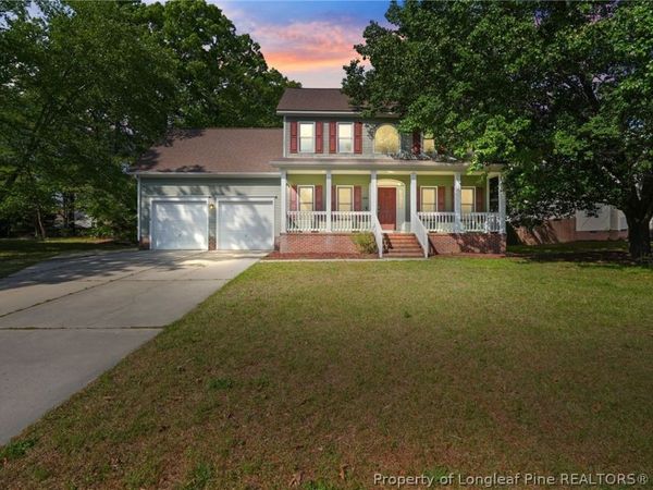 1541 Grassy Branch Drive, Fayetteville, NC 28304