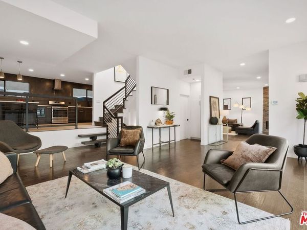 3601 Dixie Canyon Place, Sherman Oaks, CA 91423