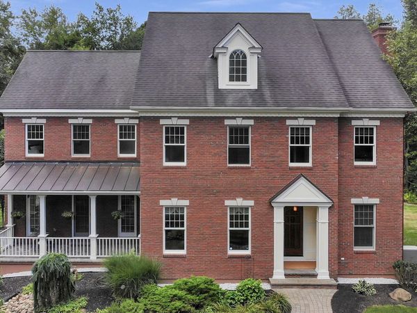 9 Stable Lane, Saratoga Springs, NY 12866