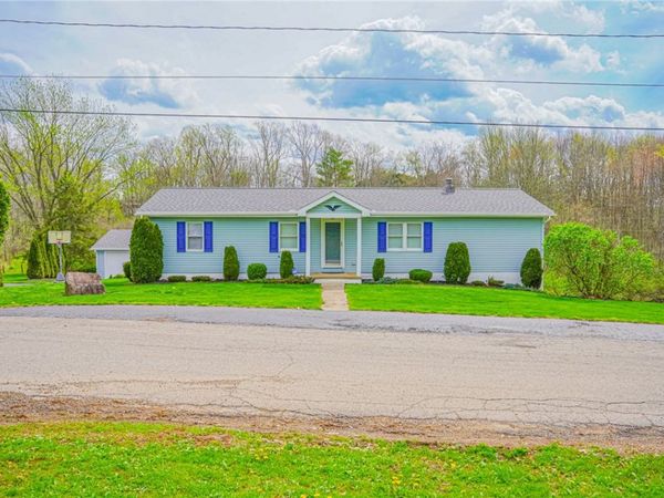 501 Avon St , New Castle, PA 16101