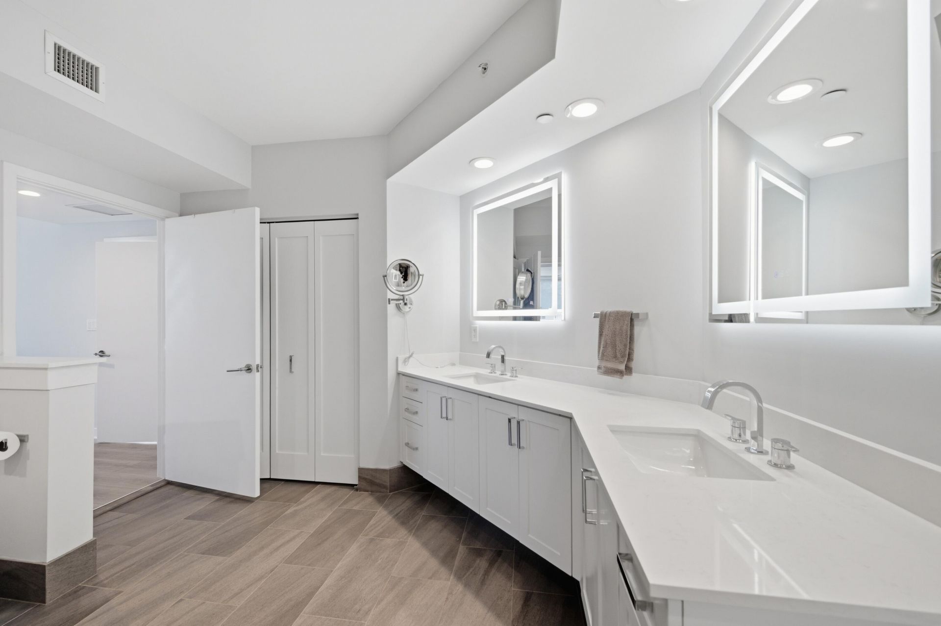 2831 N Ocean Boulevard, Unit 1005n, Fort Lauderdale, FL 33308 Photo