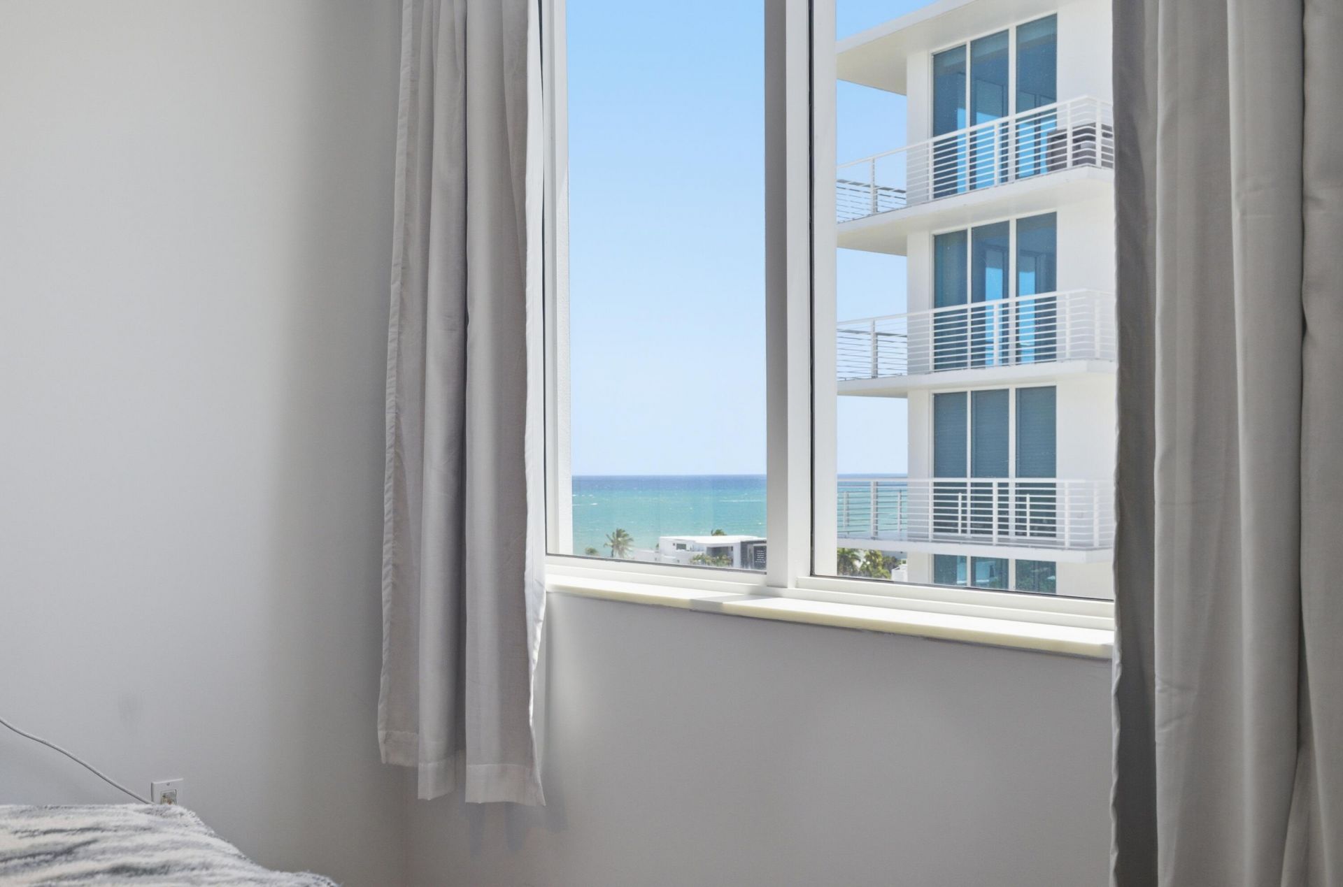 2831 N Ocean Boulevard, Unit 1005n, Fort Lauderdale, FL 33308 Photo